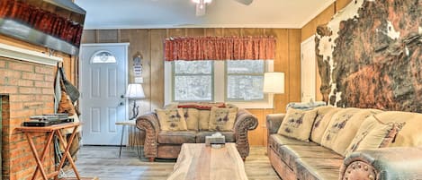 Cloudcroft Vacation Rental | 3BR | 2BA | 1,200 Sq Ft | Stairs Required to Enter