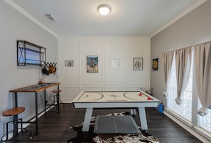 Spielezimmer