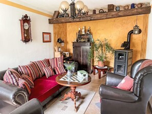 Braun, Möbel, Bilderrahmen, Eigentum, Tabelle, Pflanze, Couch, Interior Design, Wohnzimmer, Lila