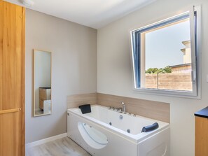 Zapfhahn, Spiegel, Armatur, Sinken, Eigentum, Badezimmerschrank, Bad Sink, Badezimmer, Azurblau