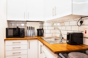 The Summit Apartment Westend - Ideal 299 Union GroveAberdeen AB10 6TD 12