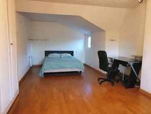 chambre 5 à l'étage