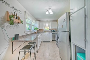 Kitchen | Coffee Maker | Spices | Toaster | Wine Glasses