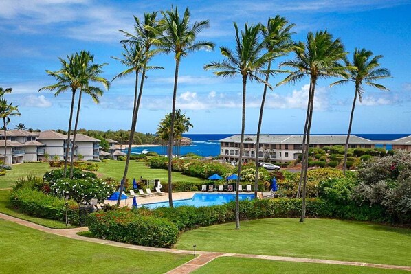 Poipu Sands 124 Enthralling Ocean View