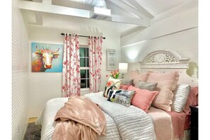 Extra cozy and comfy queen size bedroom upstairs! 