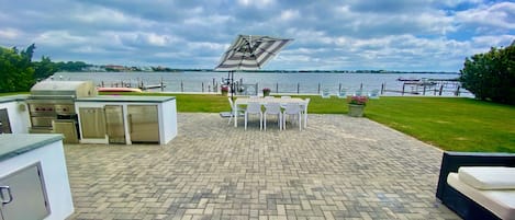 Outdoor Patio with built in BBQ and outdoor kitchen.