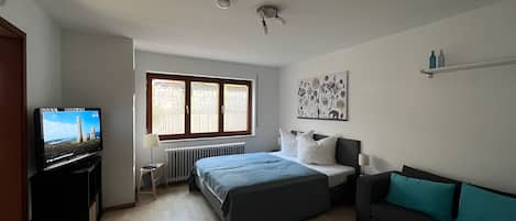 Ferienwohnung mit 35qm, 1 Wohn-Schlafzimmer für max. 2 Erwachsene + 1 Kleinkind-Ferienwohnung Coco