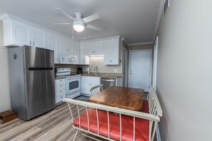 Southwinds C14 Kitchen