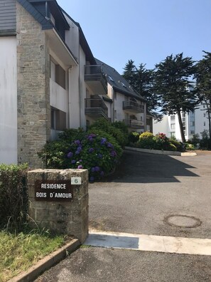Résidence bois d'amour rue des maronniers
