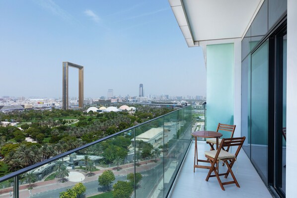 Holiday rental located next to Zabeel Park overlooking Dubai Frame