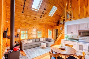 Great room with vaulted ceilings