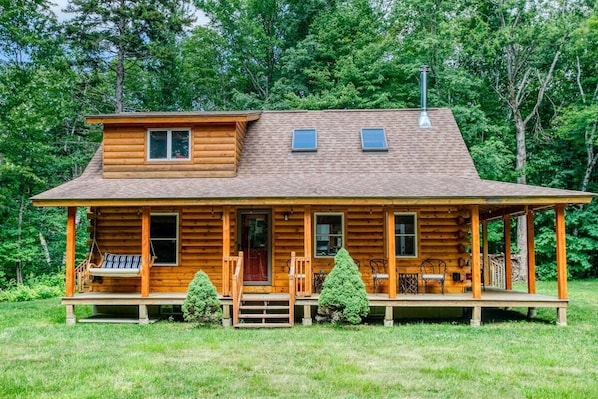 Charming Log Cabin with wrap around porch!