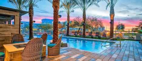 Pool AND a jacuzzi for your enjoyment!