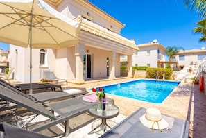 Beautiful villa with private pool and terrace