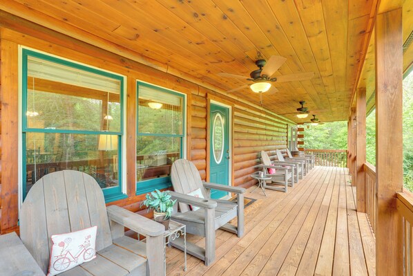 Lake Lure Vacation Rental | 3BR | 2BA | 1,352 Sq Ft | Stairs Required