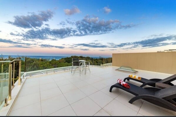 Roof top terrace