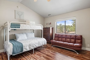 Guest bedroom