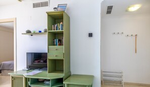 Communal lounge/ TV room,TV and multimedia