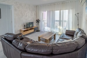 Communal lounge/ TV room,Living room
