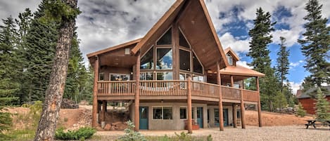 Duck Creek Village Vacation Rental | 3BR | 2.5BA | 3,400 Sq Ft | Steps Required