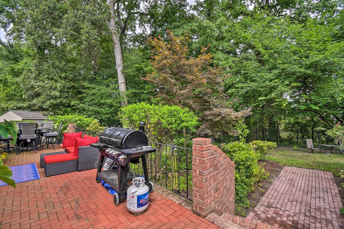 Bright Chesapeake Home Near Shopping & Dining