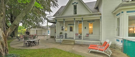 Ludington Vacation Rental | 6BR | 3BA | Stairs Required