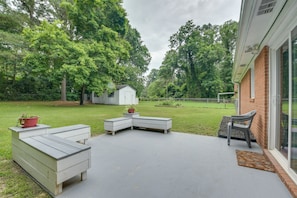 Outdoor Space | Wireless Internet | In-Unit Laundry | Fenced-In Yard