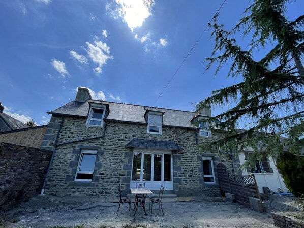 Terrasse privative pour apéro et diner au calme