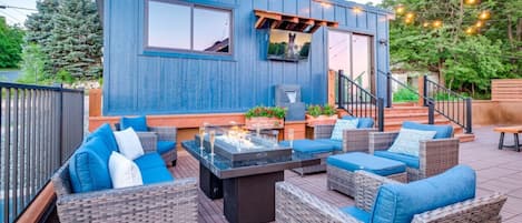 Shared Rooftop Patio, Outdoor Living Rm with TV, Fire Table, Water Feature