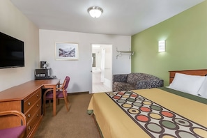 Unit w/ Queen size bed