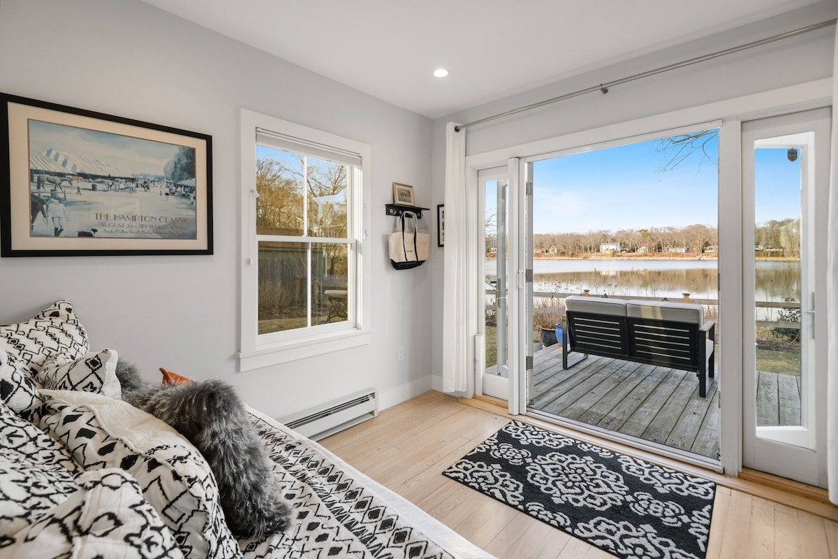 Waterfront NoFo Cottage with public beach access