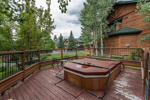 Hot tub