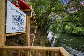 All cabins have Mountain Fork River access in Broken Bow!