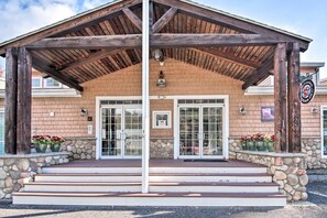 Main Entrance to Pavilion