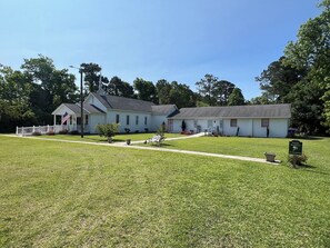 Former church, newly renovated, great for group retreats!