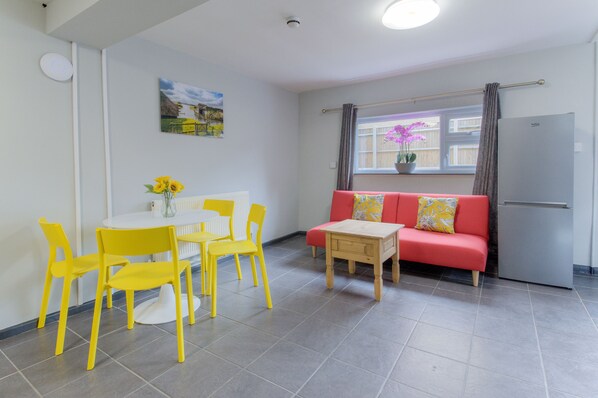Living Room / Lounge
