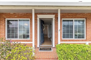 Your entrance with a smart keypad.