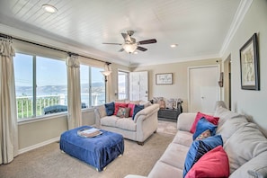Living Room | Central Heat & A/C