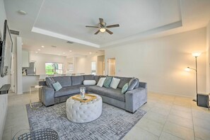 Living Area | Single-Story Home | Free WiFi | Central A/C