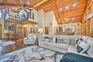 Living Room | Main Level | Central Heat & A/C | Free WiFi | Smart TV