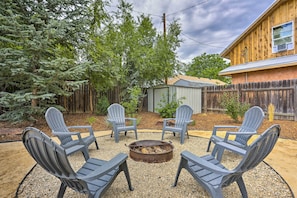 Large Backyard | Fire Pit