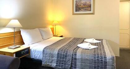 Gateway Motor Inn