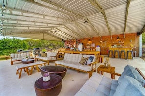 A breath of fresh air in our outdoor living space, El Mirador.