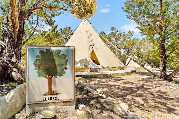 Welcome to Tipi El Arbol!