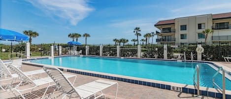 Oceanfront Heated Pool and Hot Tub