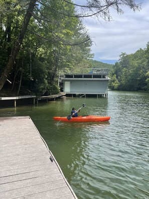 We have 4 kayaks for your enjoyment! A short Kayak to all the fun at RBR Beach!