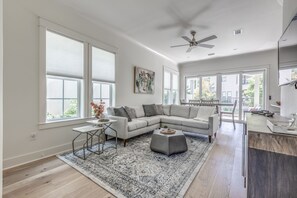 Open floor plan offering great space for family gatherings. 