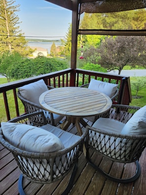 Relaxing Lake views