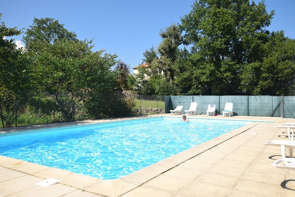 Piscine maison de vacances