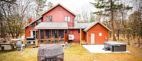 Picture all your friends or family out here enjoying the oasis. To the left is the large deck with tons of seating. In the center is the massive hand-forged fire pit made by the owner and it is awesome to stand around and talk (there are chairs as we